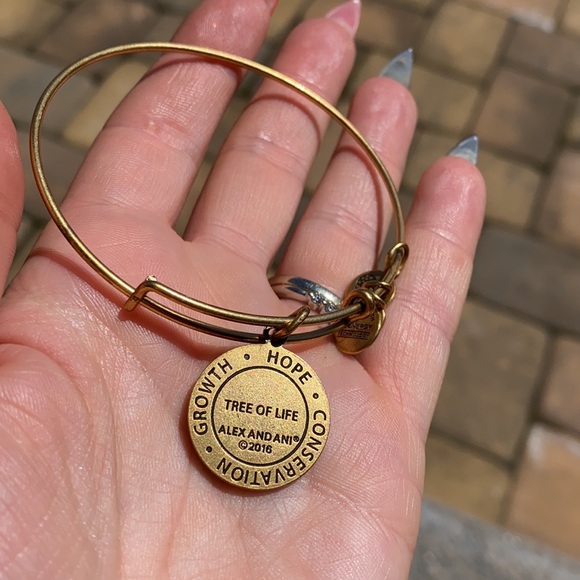 Tree of Life bracelet - Picture 2 of 2